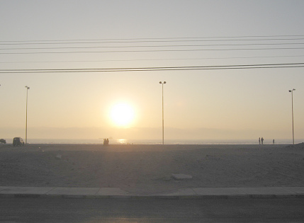 Arica, Chinchorro-Strand mit
                        Sonnenuntergang
