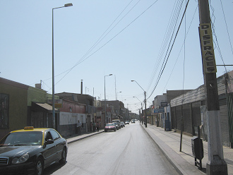Maipu-Strasse (calle Maip), die zweite Sicht
                      in Richtung Meer