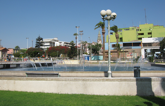 Plaza Mackenna, fontana grande