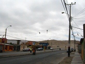 Da hngen Turnschuhe
                                ber der Strasse in Arica (02), 11. Mai
                                2010