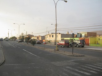 Avenida Tambo Quemado siguiendo