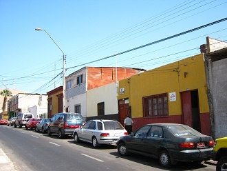 Encalada-Strasse, hier ist ein Haus
                                zu verkaufen