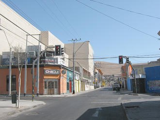 Calle Lynch, vista al cerro