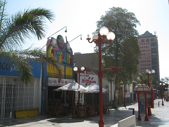 Pasaje peatonal 21 de Mayo, Caffellatte