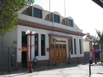 Pasaje peatonal 21 de Mayo, el banco del
                        estado