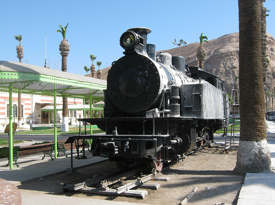 Die andere Seite der Dampflokomotive
                            hat viel weisse Masse der V�gel abbekommen