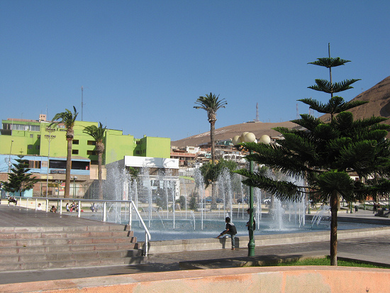 Der Mackennaplatz, der grosse
                              Springbrunnen
