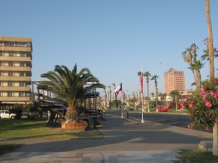 Avenida San Mart�n, la bandera de Chile