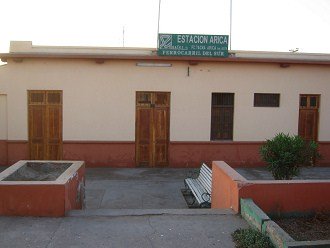 Avenida Lira, edificio de la estaci�n de
                        trenes para Tacna