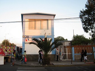 Avenida Chacabuco / calle general
                        Velasquez, mercado de domingos