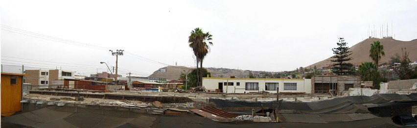 Sicht vom Balkon des Hotels Yungay auf
                            Arica mit Nebel, 22. April 2010