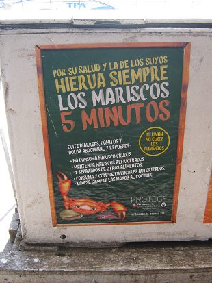 P�ster con el aviso hervir todos los
                          mariscos para 5 minutos