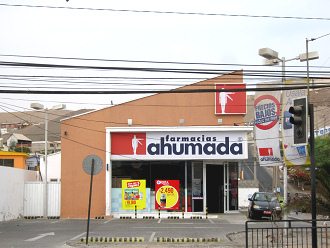 18.-September-Allee, eine Apotheke
                        "ahumada"