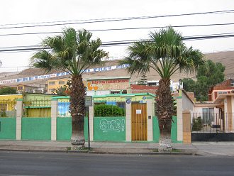 Avenida 18 de Septiembre, jard�n infantil
                        "Los Patitos"