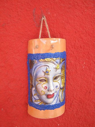 Blaue Keramik-Wandlampe