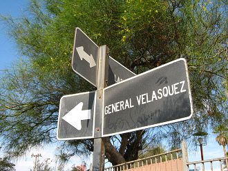 Velasquezallee, die
                                    Strassentafel