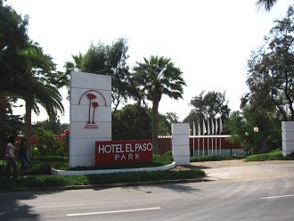 Velasquezallee, das Hotel "El
                            Paso"