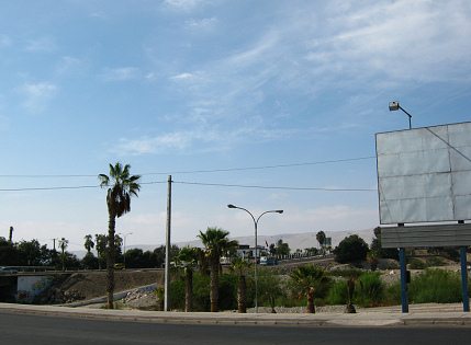 Velasquezallee, die Sicht aufs
                                  Meer 02