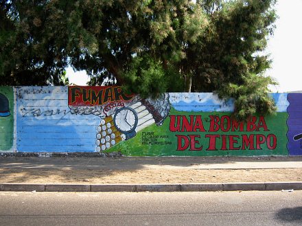 Malerei: Zigaretten sind Zeitbomben:
                          "Rauchen - eine Zeitbombe"