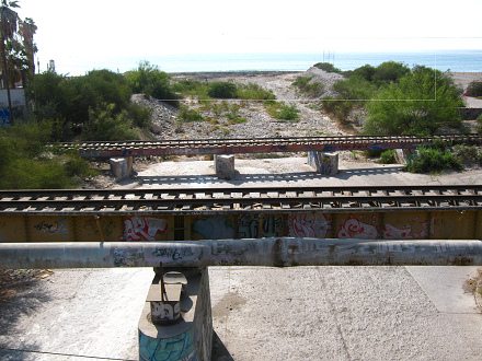 Chile-Allee, Br�cken �ber einen
                                  trockenen Fluss 02 (St.-Josefs-Fluss,
                                  "r�o San Jos�")