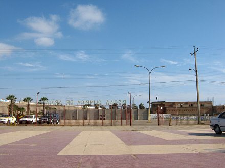 Piscina ol�mpica de Arica, la
                                    salida 01