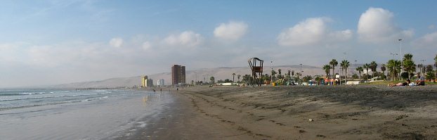 La
                            bah�a de la playa Chinchorro, vista
                            panor�mica