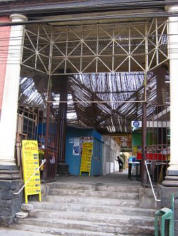 Die Preise des Caf�s im
                                  ehemaligen Zentralmarkt in Arica