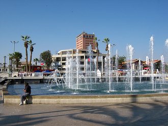 Plaza Mackenna, fontana 02