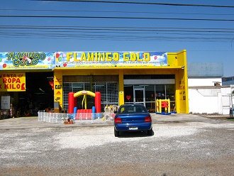 Avenida Santa Mar�a, tienda
                                "Flamingo Gold" 02