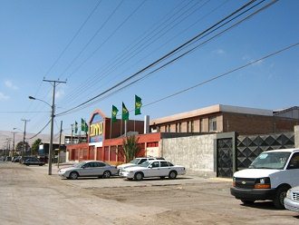 Avenida Santa Mar�a, la empresa de
                                diversiones Zonna