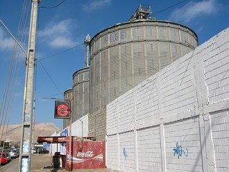 Avenida Rocca, silos 03 con puesto
                                de alimentaci�n