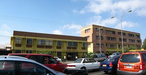 Avenida Rocca, colegio "Junior
                          College", foto panor�mica