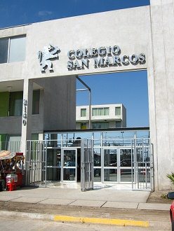 Santa-Maria-Allee, die "San
                        Marcos"-Schule