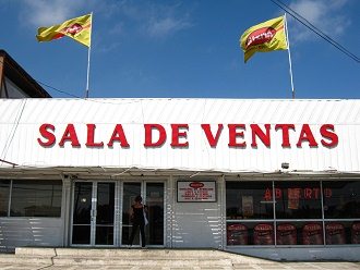 Santa-Maria-Allee, das
                                Verkaufszentrum der Firma Arizt�a