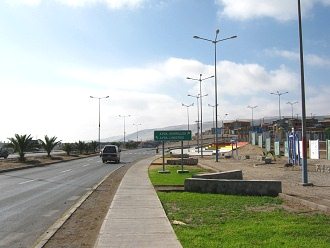 Avenida capit�n Avalos, la placa para la
                          avenida Morrillos