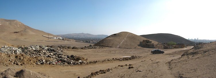 Camino y terreno preparado para lotes,
                            foto panor�mica