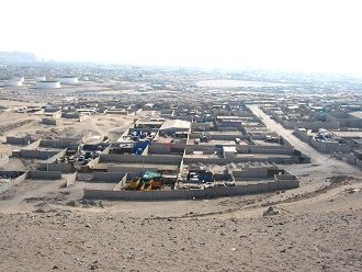 Vista a la zona industrial del
                                  cerro Chu�o 02