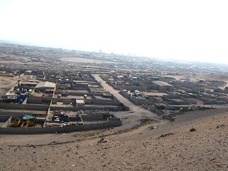 Vista a la zona industrial del
                                  cerro Chu�o 03