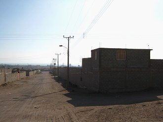 Vuelta por la zona industrial del
                                  cerro Chu�o 03