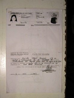 Certificado indicando que
                        Maricela Johanna Colque Amaro est� en el
                        Hospital Juan No� para la rehabilitaci�n, y para
                        reposo en su casa