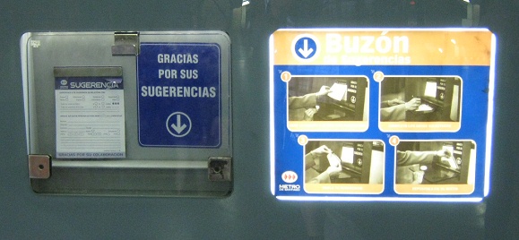 Estacin del metro de la plaza Central
                          (plaza de Armas), buzn de ideas
                          (sugerencias)