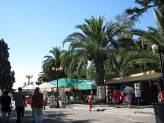 Aussichtsterrasse mit St�nden 01