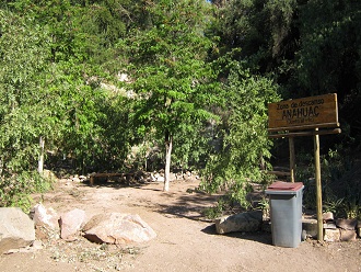 Erholungszone "Anahuac" nahe
                          beim Fluss (zona de descanso Anahuac junto al
                          r�o)