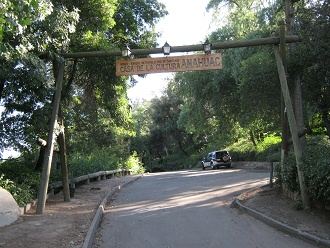 Das Kulturhaus "Anahuac",
                          Eingangstor