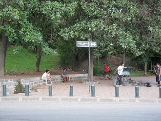 Strassenschild
                          "Abate-Molina-Allee" ("avenida
                          Abate Molina")