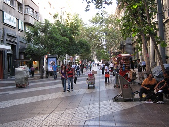 Paseo Ahumada, limpiabotas y puestos de
                    venta