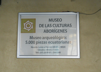 El horario del "Museo de los
                  Abor�genes" que es llamado tb. como "Museo
                  Arqueol�gico"