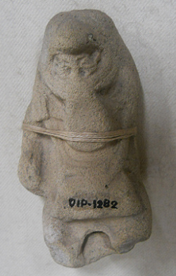 Figur�n de astronauta de la cultura Narr�o 05 en
                  blanco