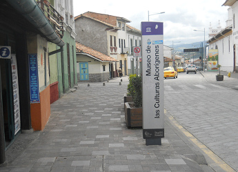 the mark for
              the Native Museum (Museo de los Abor�genes) at Long Street
              (Calle Larga) in Cuenca in Ecuador