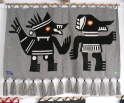 Tejido mostrando dioses